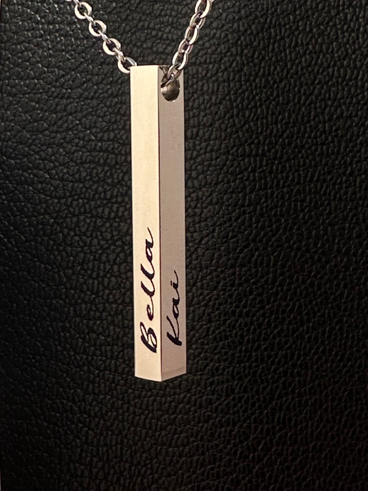 Customized Vertical Bar Necklace with Engraving